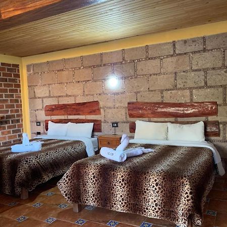 Hotel Y Cabanas Alan Chignahuapan Buitenkant foto